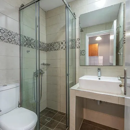 Boulevard Studio 10 With Side Sea View Apartment *