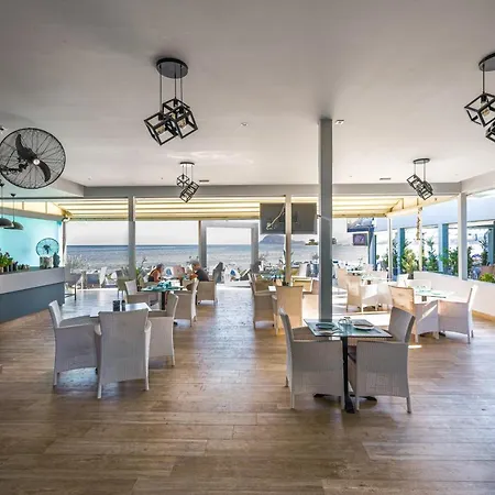 Apartman Boulevard Studio 10 With Side Sea View Laganász